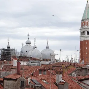 Casanova Apartment Venice