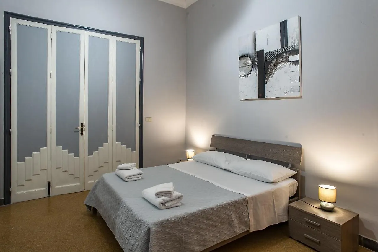 Giachi Friendly Rooms Alla Stazione 巴勒莫 意大利